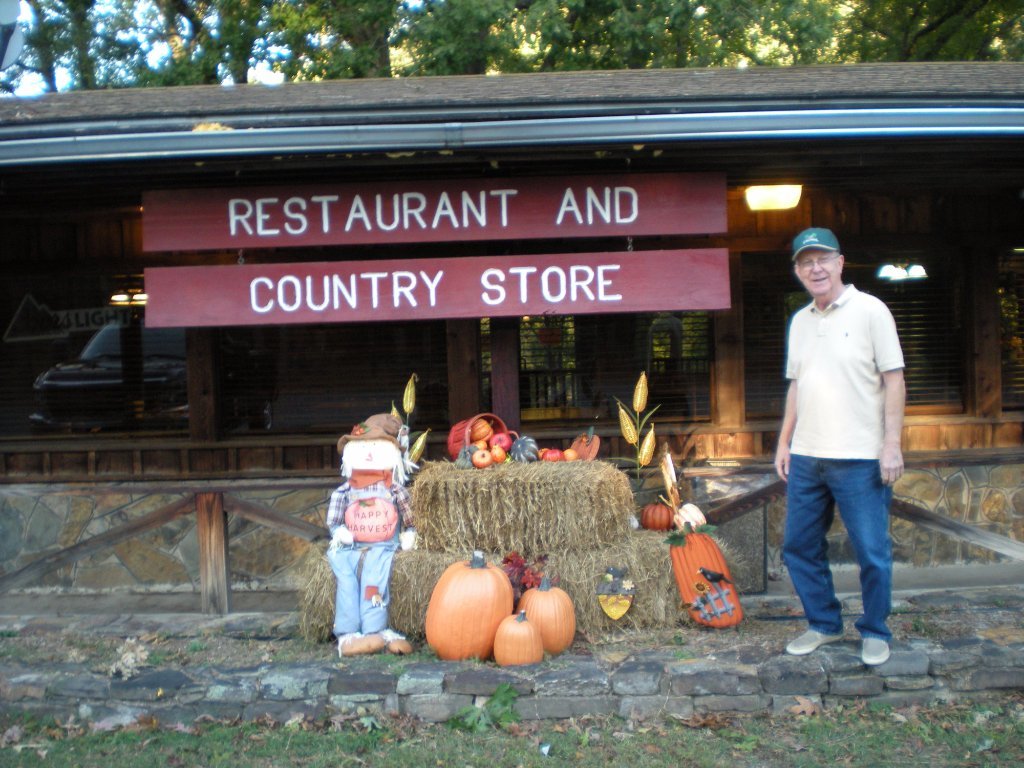 Beavers Bend Restaurant and Country Store